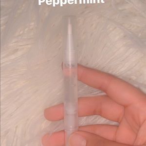 Lip gloss ig @veyas_boutiquee